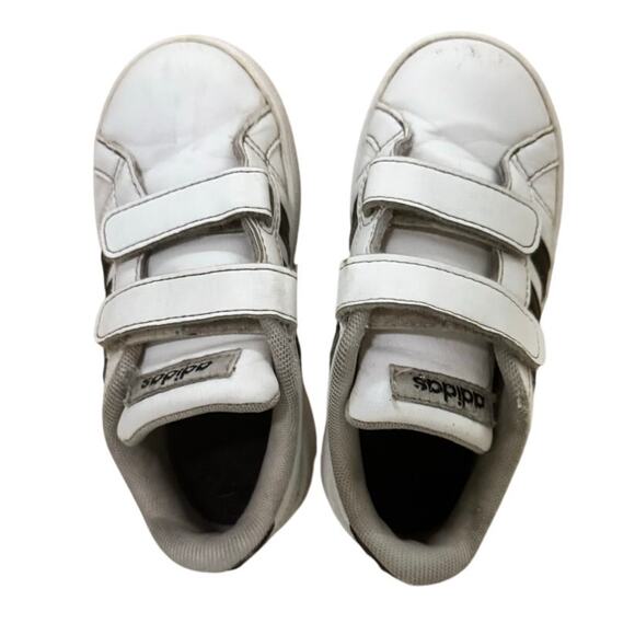 Adidas Kids Advantage Sneakers Velcro White Black Stripes Size 9K Toddler Boy - Picture 2 of 9